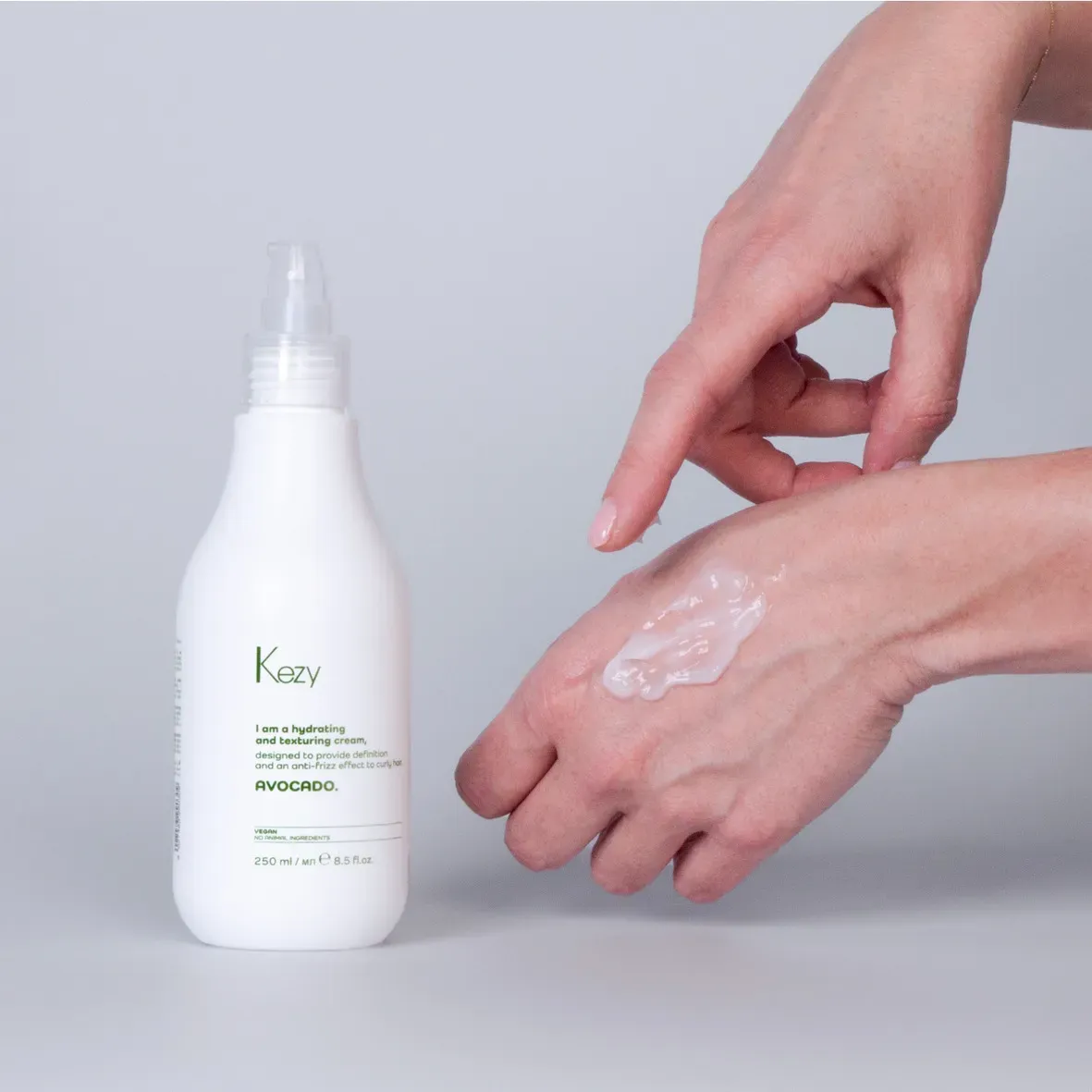Kezy by AlfaParf Avocado Hidratáló és texturáló krém száraz hajra 250ml